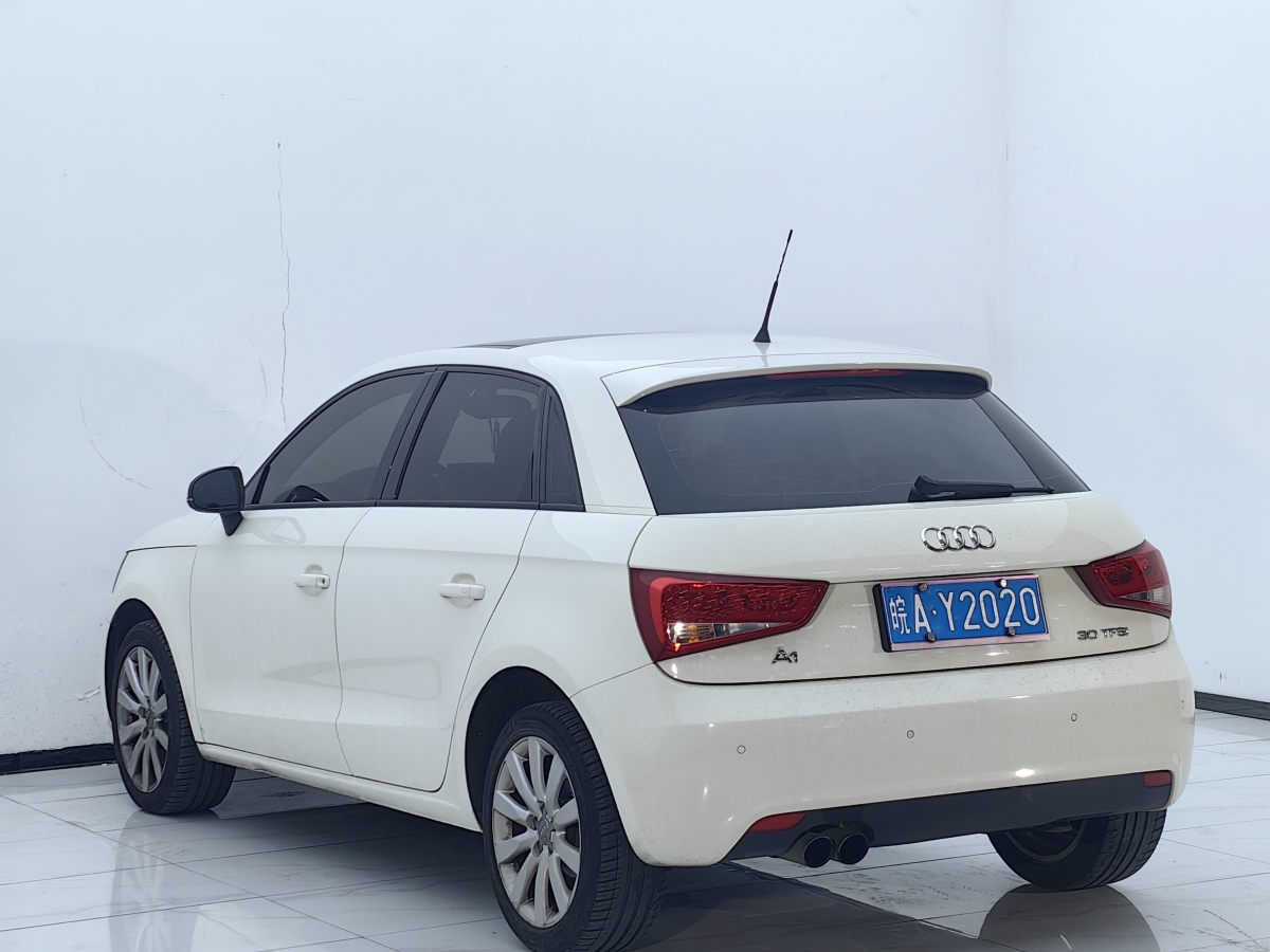 奧迪 奧迪A1  2014款 30 TFSI Sportback舒適型圖片