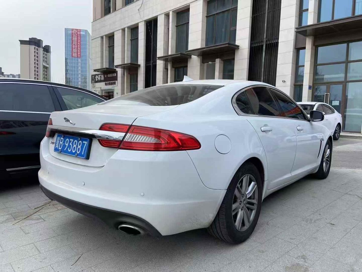 捷豹 XF  2013款 XF 2.0T 奢華版圖片
