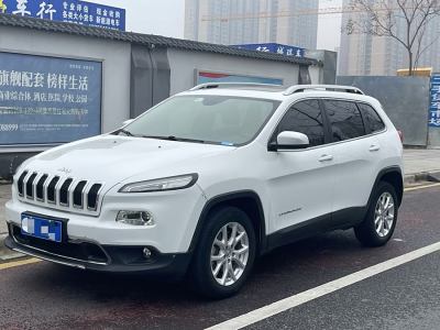 2018年6月 Jeep 自由光 2.0L 優(yōu)越版圖片