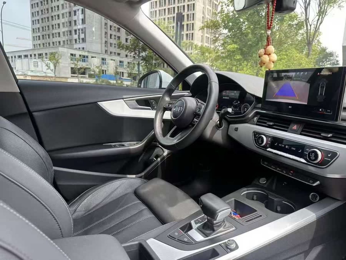 奧迪 奧迪A4L  2020款 40 TFSI 時(shí)尚動(dòng)感型圖片