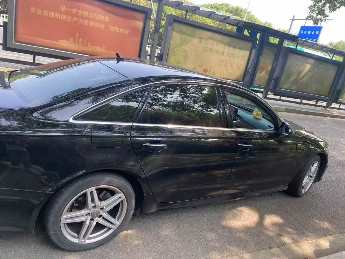 奧迪 奧迪Q3  2019款  45 TFSI quattro 豪華動(dòng)感型圖片