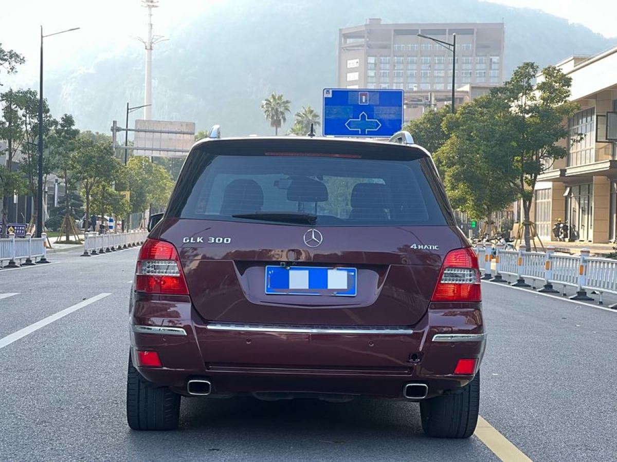 奔馳 奔馳GLK級  2010款 GLK 300 4MATIC 時尚型圖片