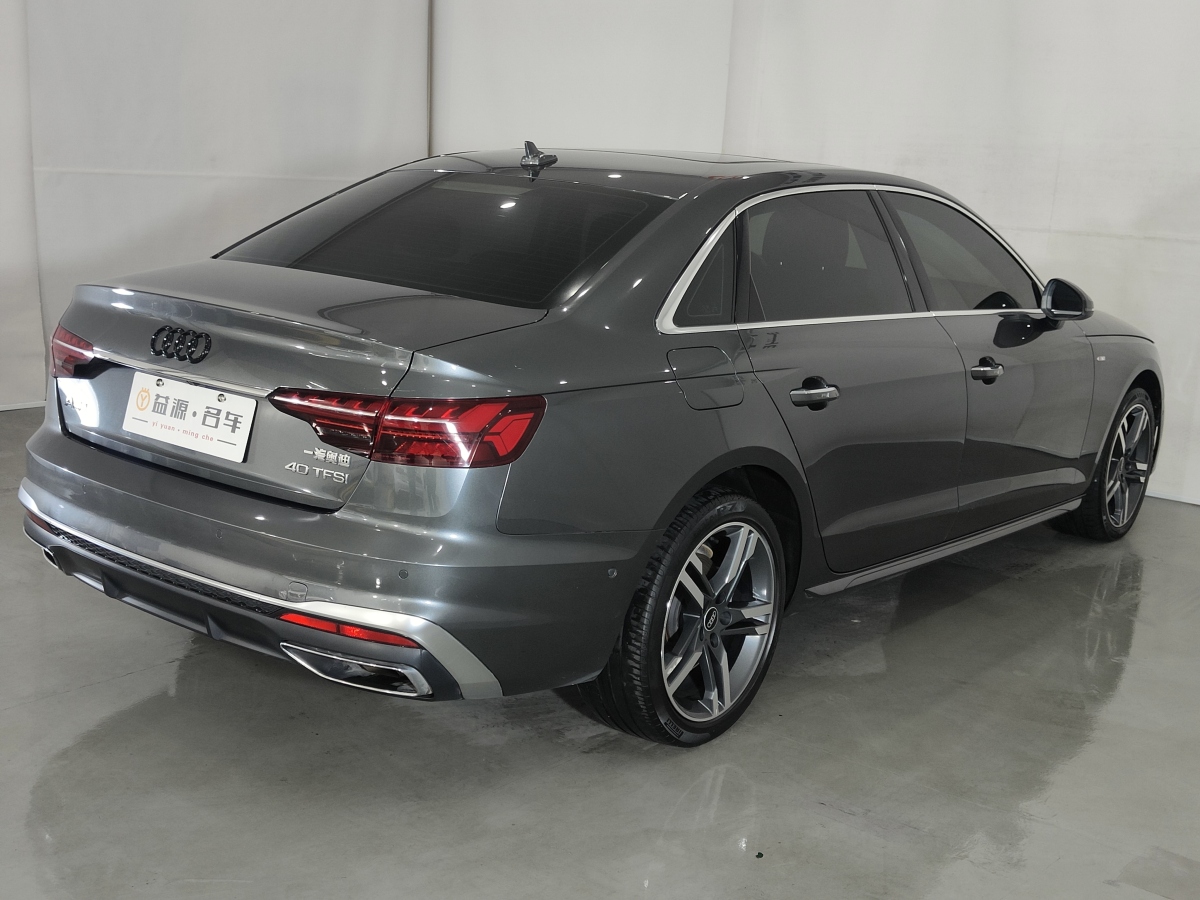 奧迪 奧迪A4L  2022款 40 TFSI 豪華動感型圖片