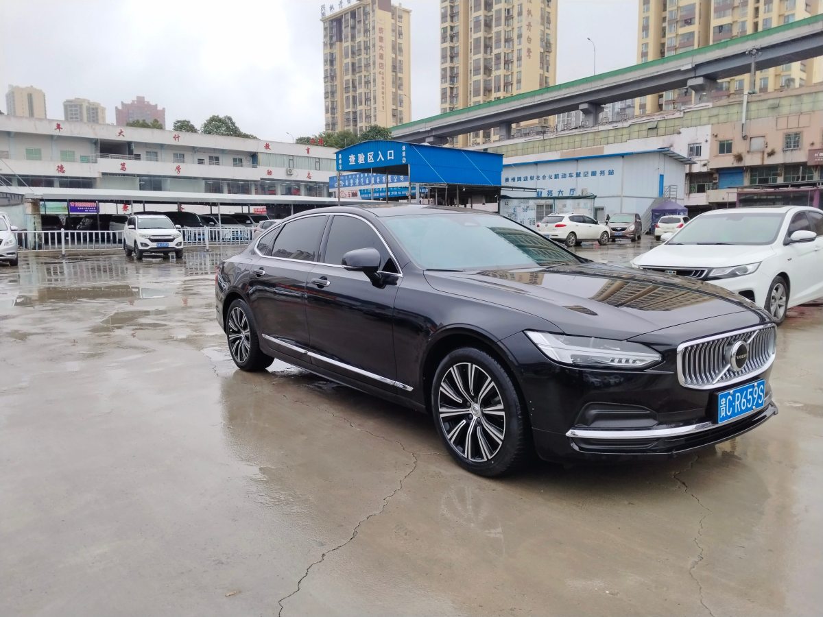 沃爾沃 S90  2022款 B5 智逸豪華版圖片