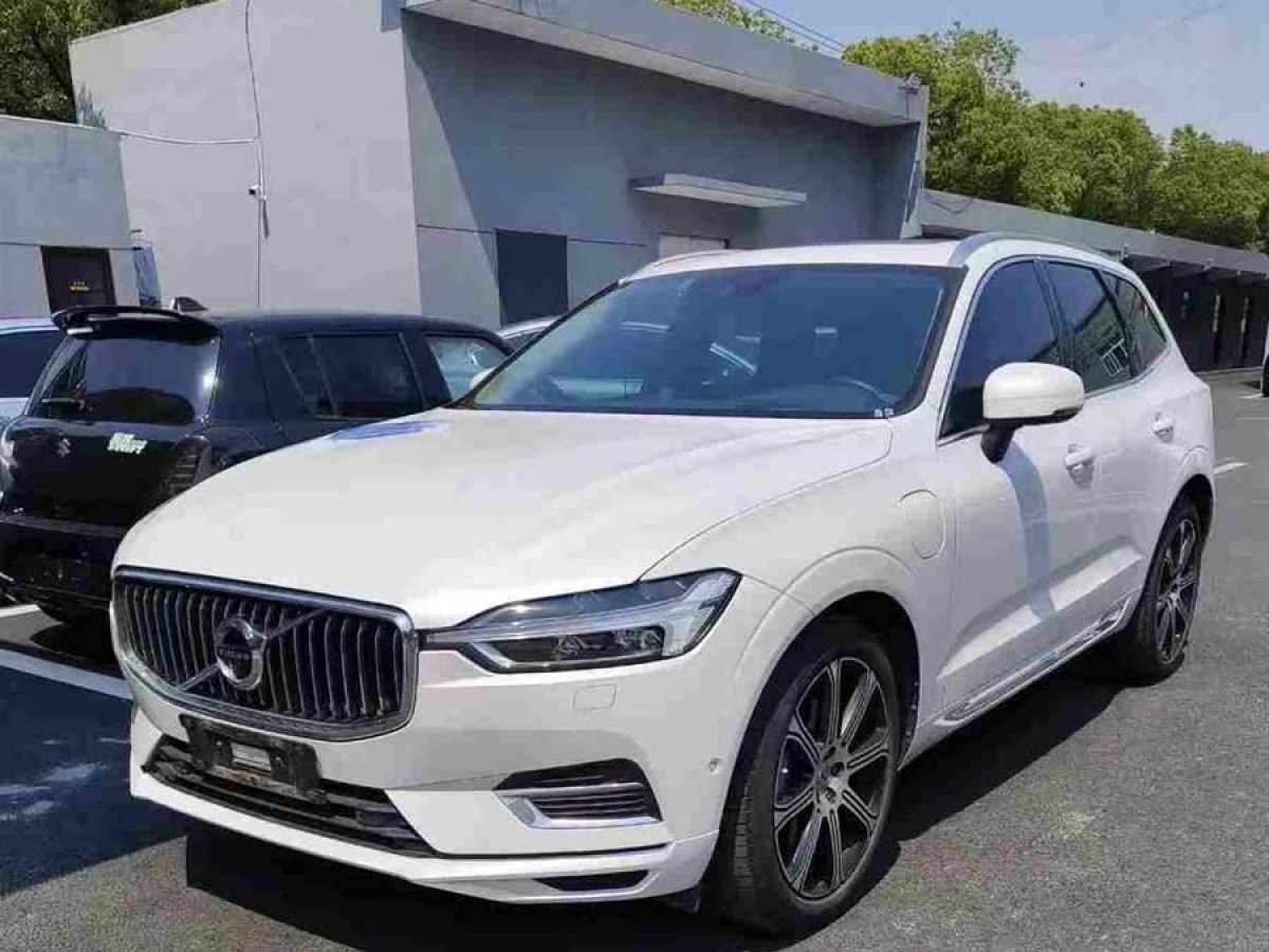 沃爾沃 XC60新能源  2024款 T8 插電混動 長續(xù)航四驅(qū)智雅豪華版圖片