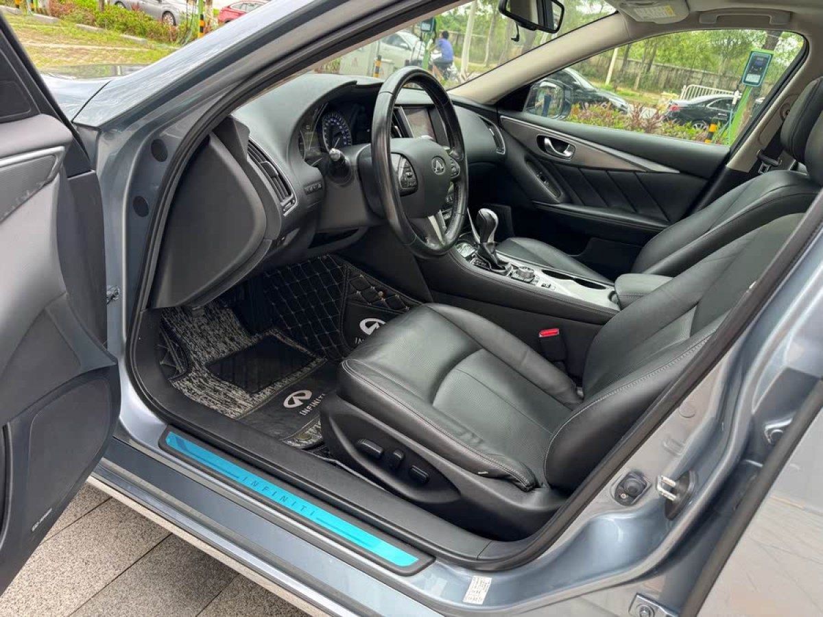 英菲尼迪 Q50L  2015款 2.0T 悅享版圖片
