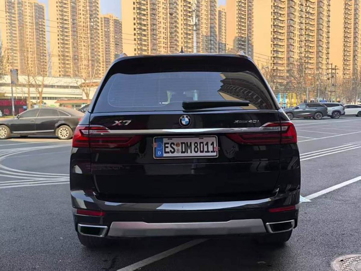 寶馬 寶馬X7  2019款  xDrive40i 領(lǐng)先型豪華套裝圖片