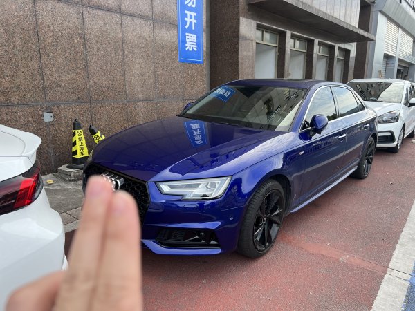 奥迪 奥迪A4L  2018款 30周年年型 40 TFSI 运动型