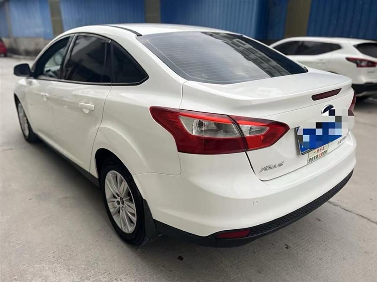 福特 ?？怂? 2012款 三廂 1.6L 自動(dòng)舒適型圖片