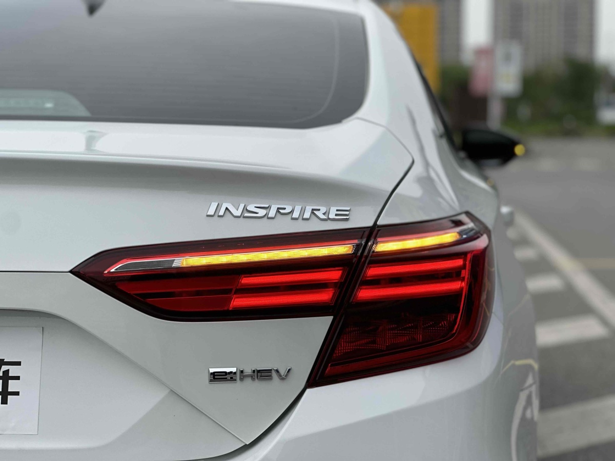 本田 INSPIRE  2022款 銳?混動 2.0L 凈雅版圖片