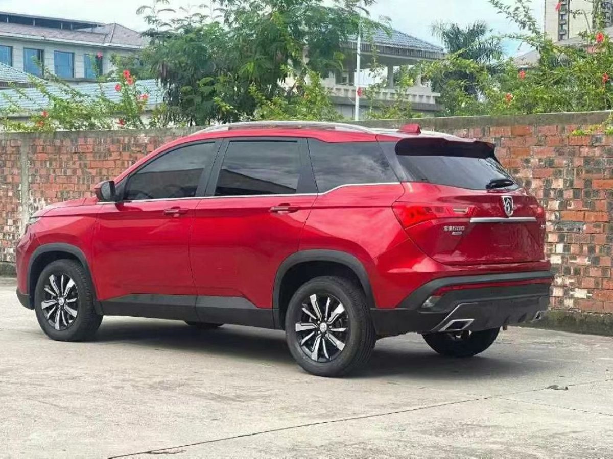 寶駿 530  2019款  1.5T CVT尊貴型 國(guó)VI圖片