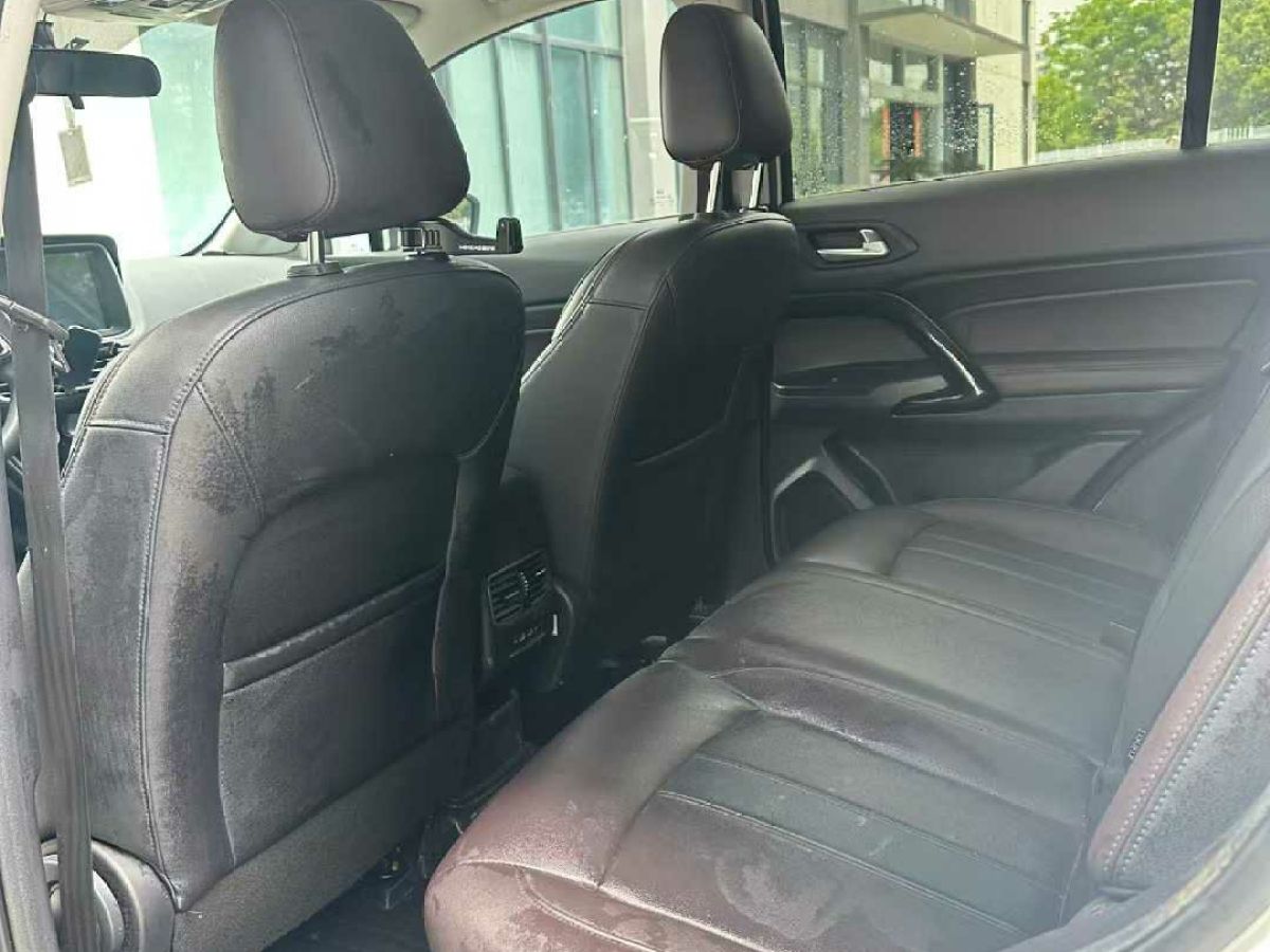 廣汽傳祺 GS4  2019款  270T 手動(dòng)兩驅(qū)精英版圖片