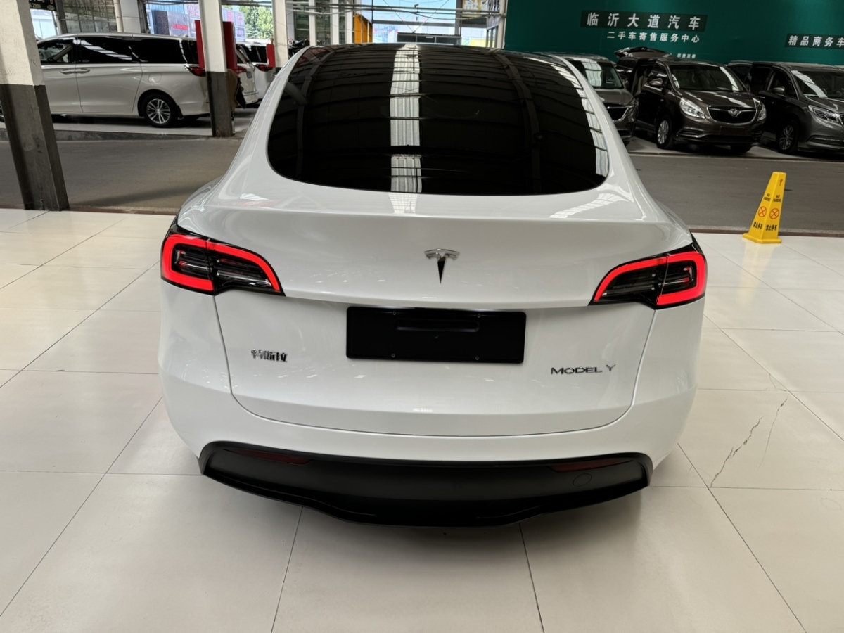 2024年4月特斯拉 Model 3  2024款 后輪驅動版