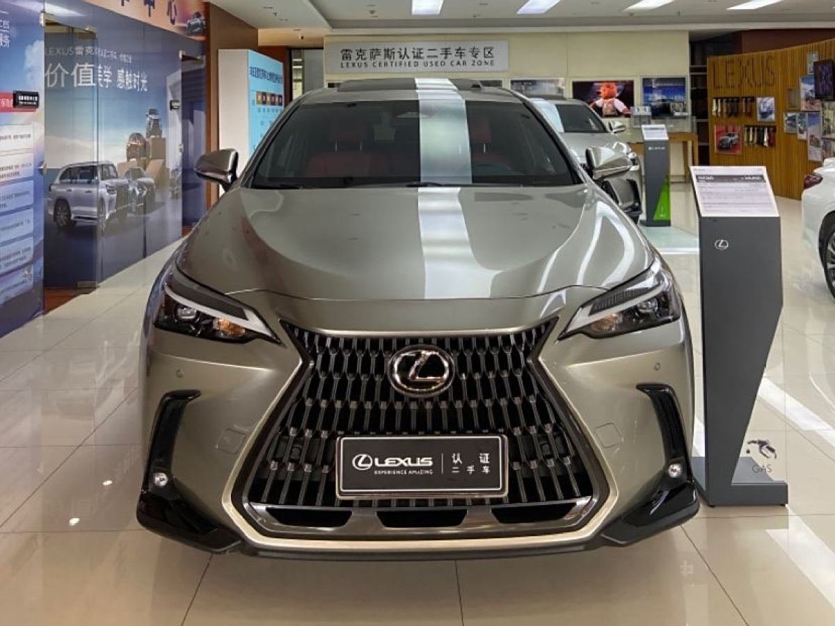 2023年8月雷克薩斯 NX  2023款 260 前驅 創(chuàng)悅版