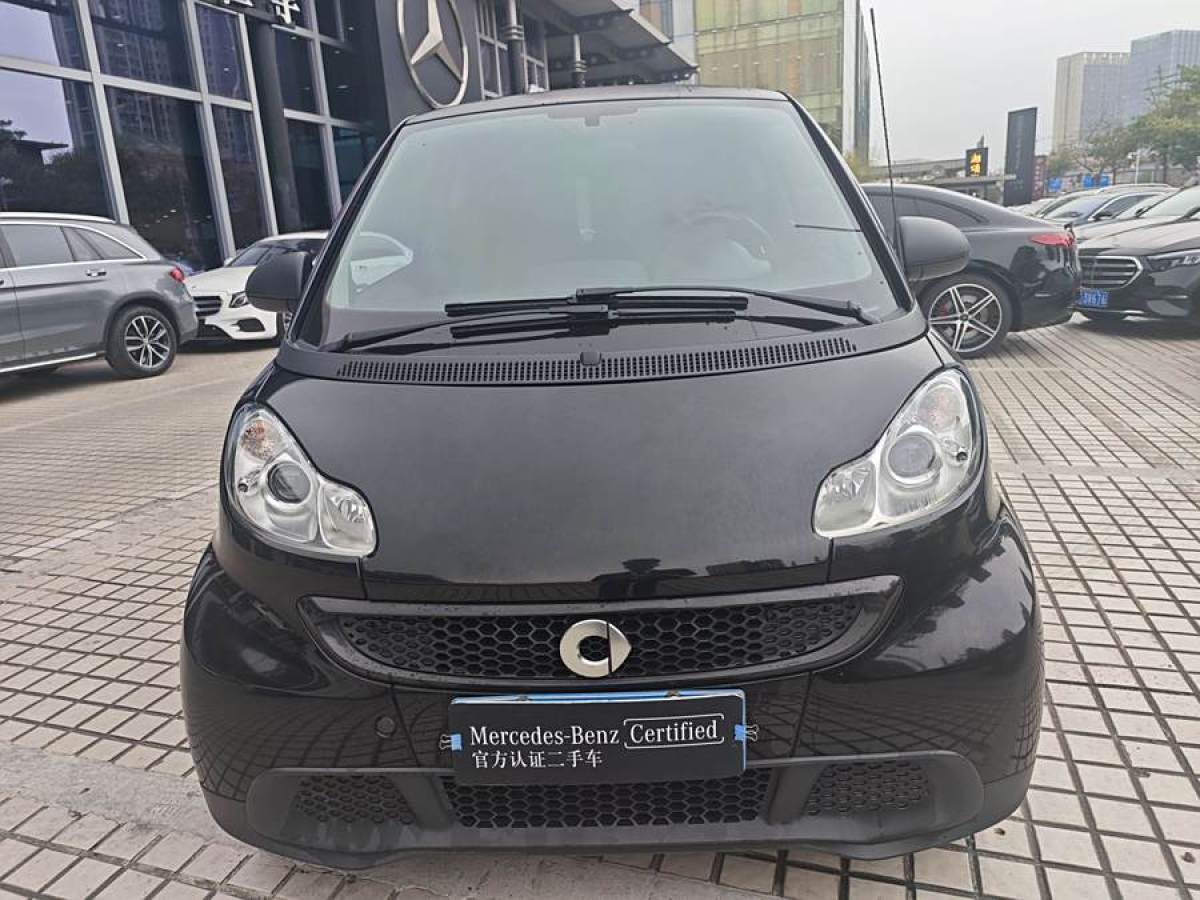 smart fortwo  2014款 1.0 MHD 硬頂新年特別版圖片