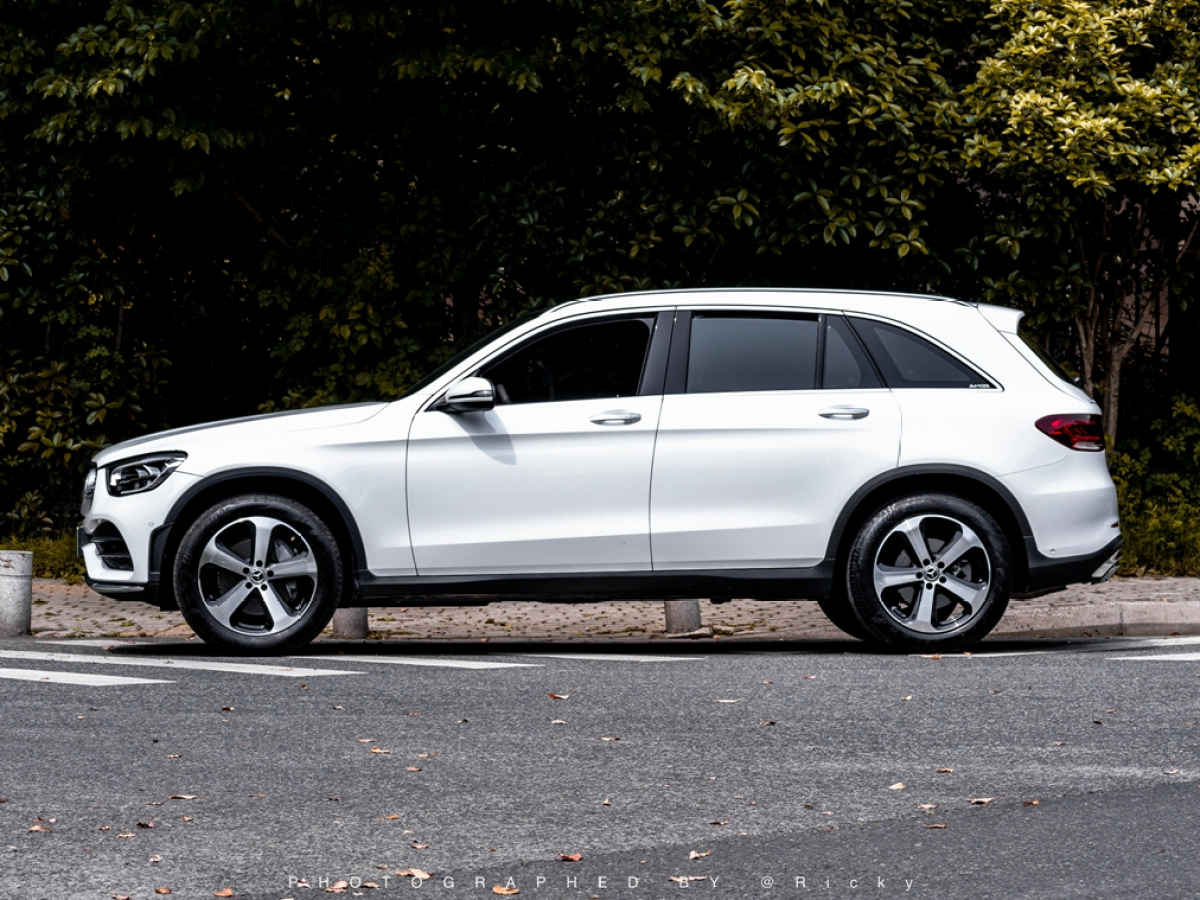 奔驰 奔驰GLC  2022款 GLC 260 L 4MATIC 动感型图片