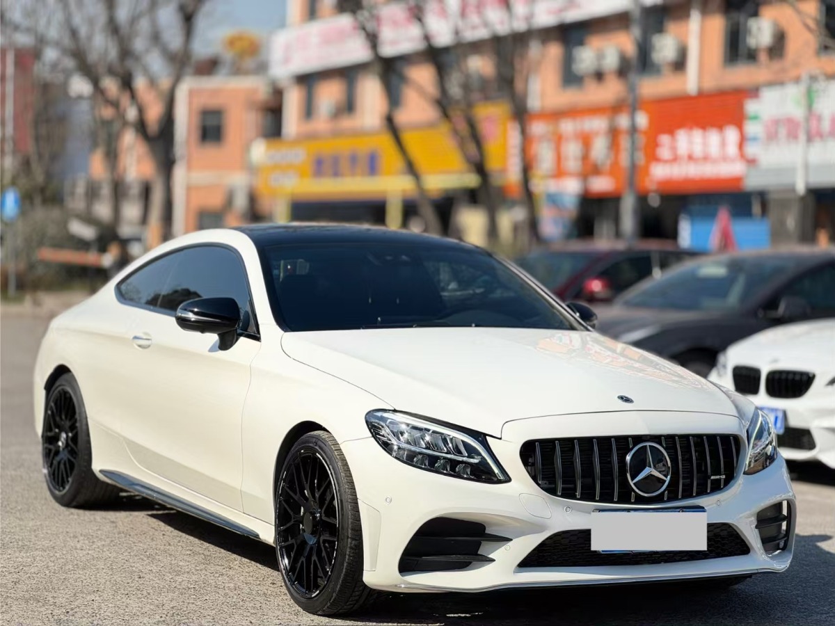 奔馳 奔馳C級(jí)AMG  2019款 AMG C 43 4MATIC 轎跑車圖片