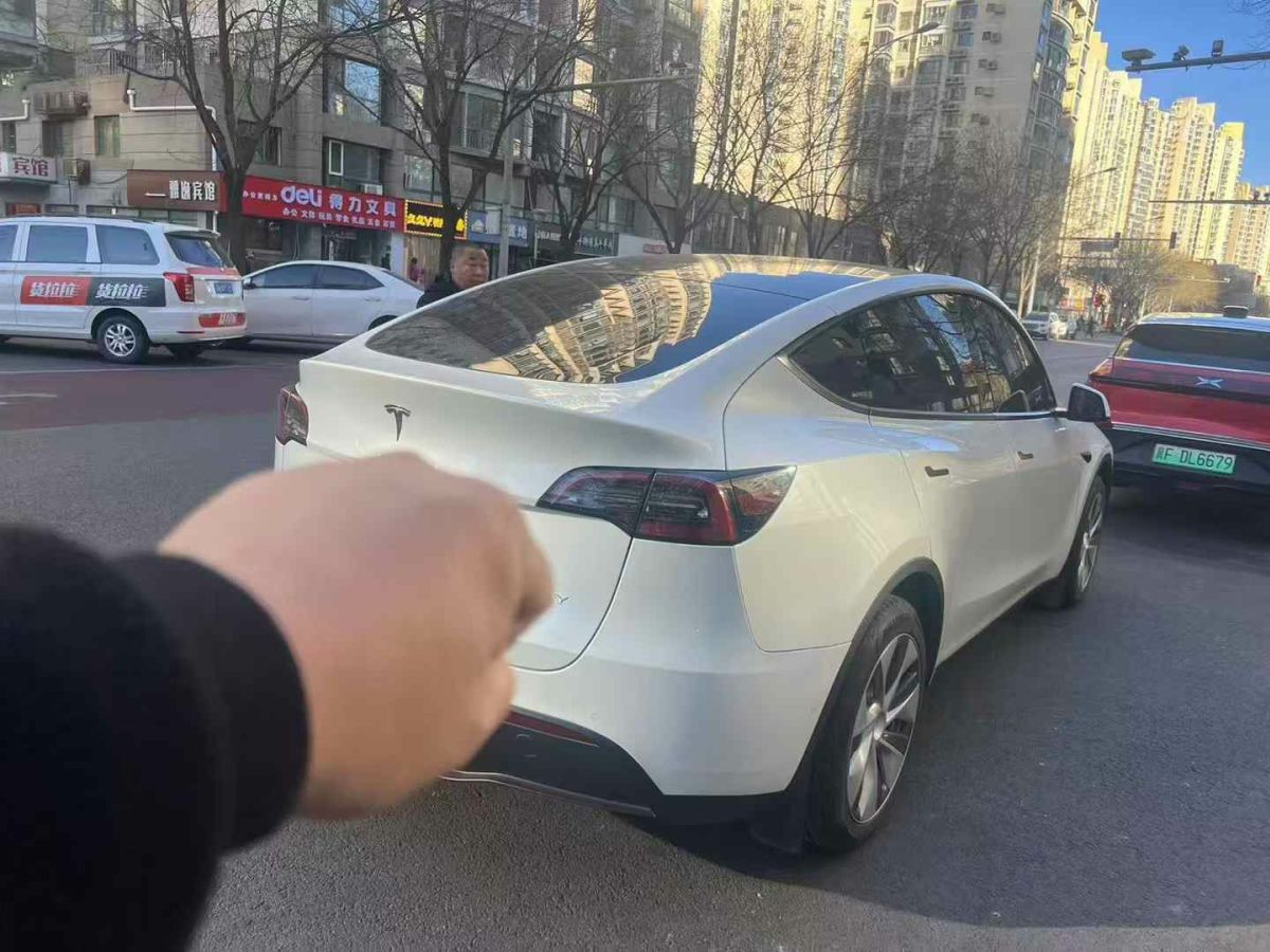 特斯拉 Model S  2023款 三電機全輪驅(qū)動 Plaid版圖片