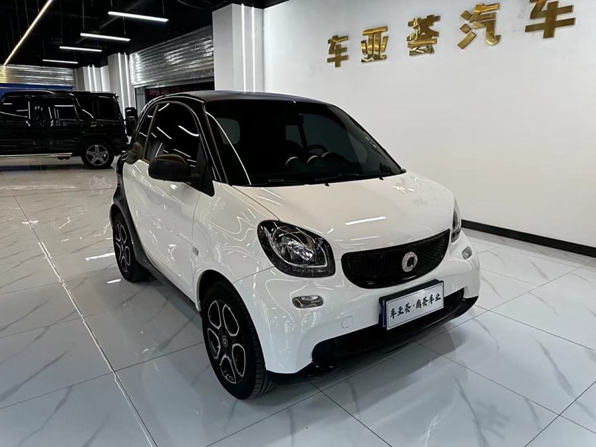 smart fortwo  2015款 1.0L 52千瓦硬頂靈動版圖片