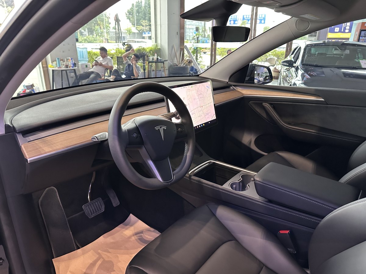特斯拉 Model Y  2021款 改款 Performance高性能全轮驱动版图片