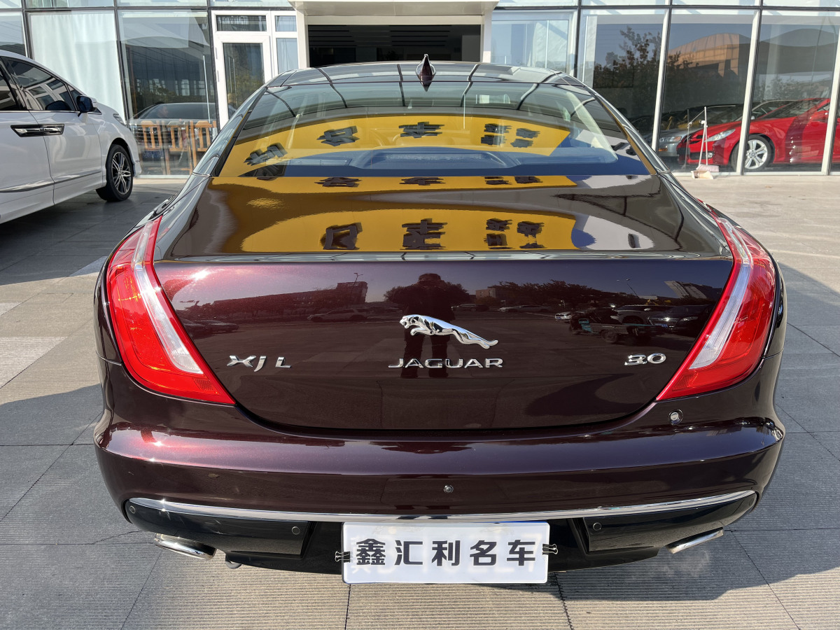 捷豹 XJ  2018款 XJL 3.0 SC 兩驅(qū)典雅商務(wù)版圖片