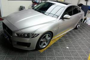 XE 捷豹 2.0T 240PS R-Sport