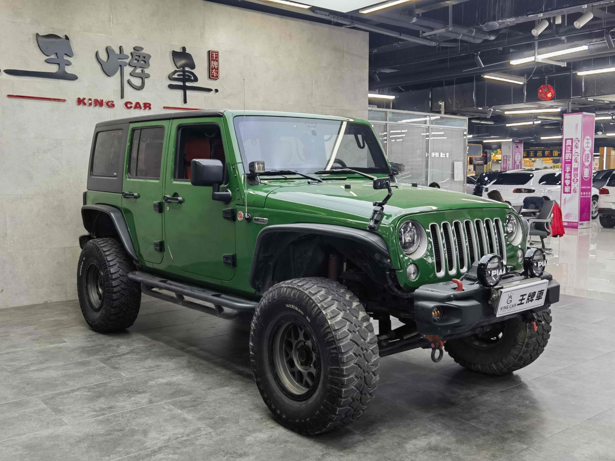 Jeep 牧馬人  2017款 3.0L Sahara 四門舒享版圖片