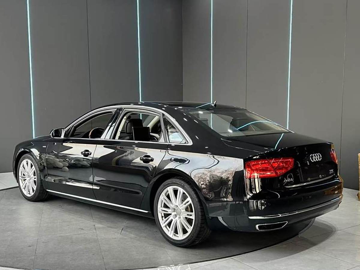 奧迪 奧迪A8  2011款 A8L W12 6.3 FSI quattro圖片