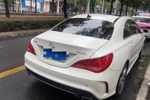 奔馳CLA級(jí) 奔馳 CLA 220 4MATIC