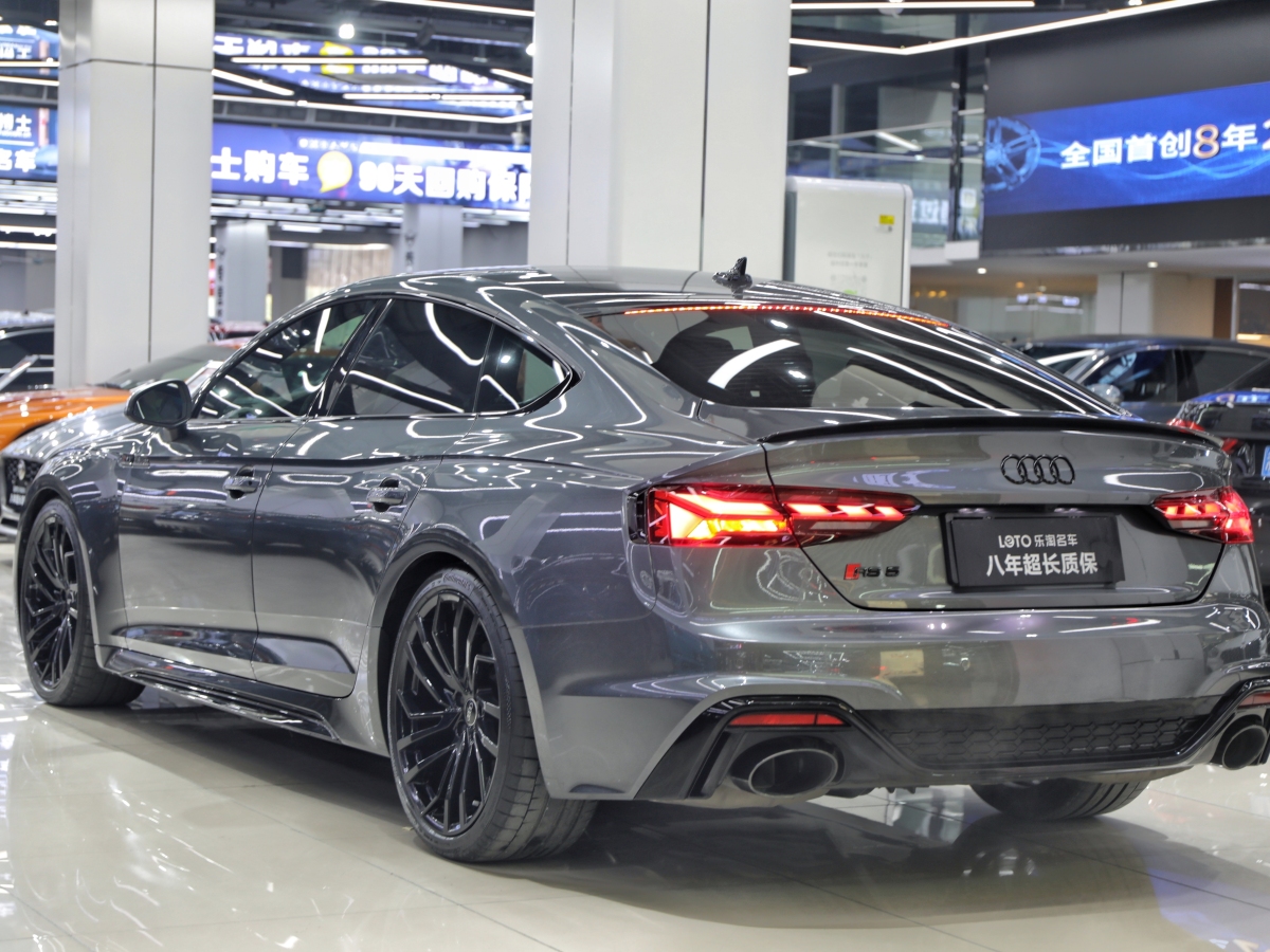 奧迪 奧迪RS 5  2021款 RS5 Sportback 黑曜版圖片