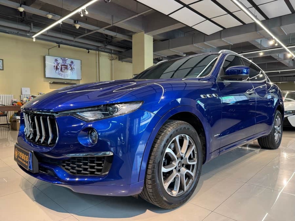 瑪莎拉蒂 Levante  2021款 3.0T 標(biāo)準(zhǔn)版圖片