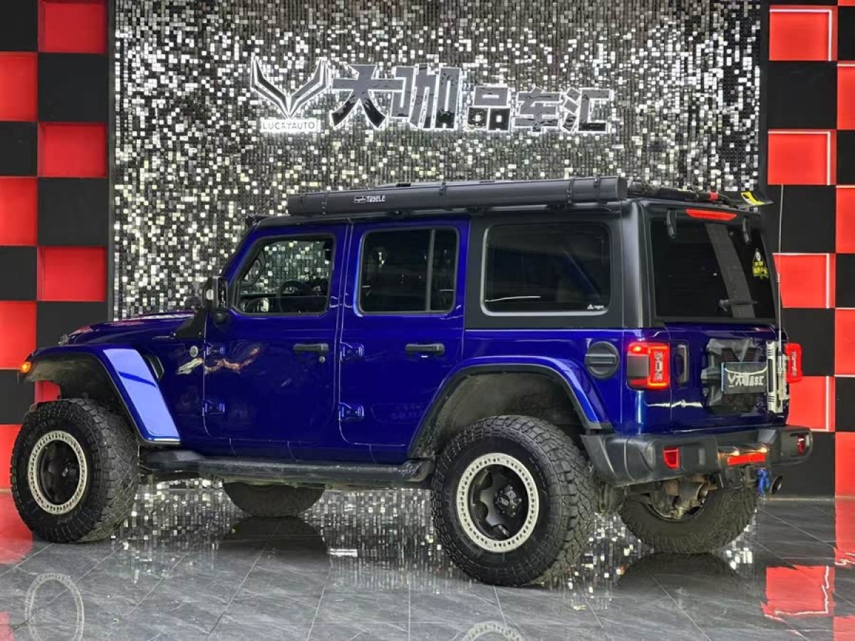 Jeep 牧馬人  2018款 2.0T Sahara 四門版圖片