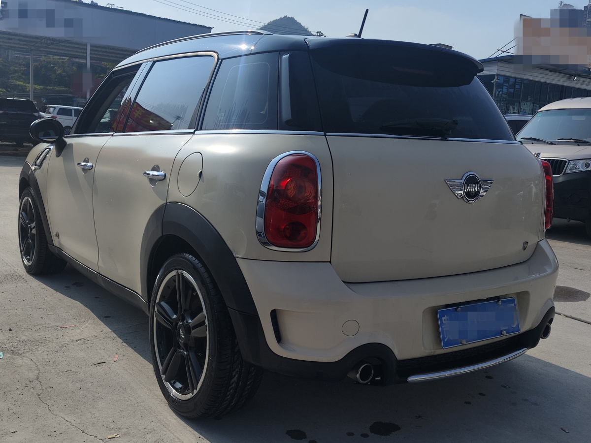 MINI COUNTRYMAN  2013款 1.6T COOPER S ALL4 滑雪版圖片