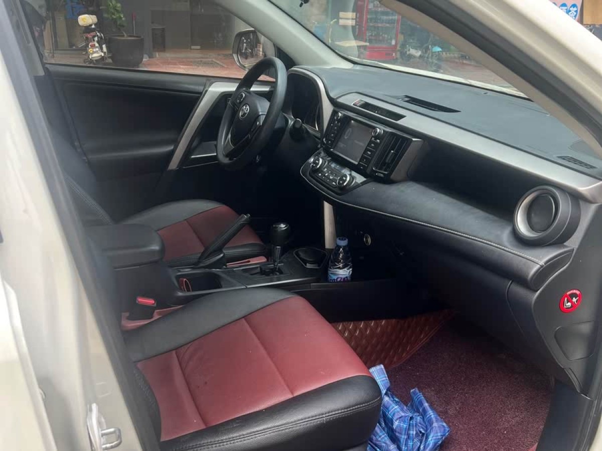 豐田 RAV4榮放  2016款 2.0L CVT兩驅風尚版圖片
