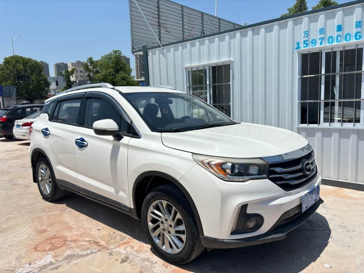 廣汽傳祺 GS4  2017款 200T G-DCT兩驅(qū)舒適版圖片