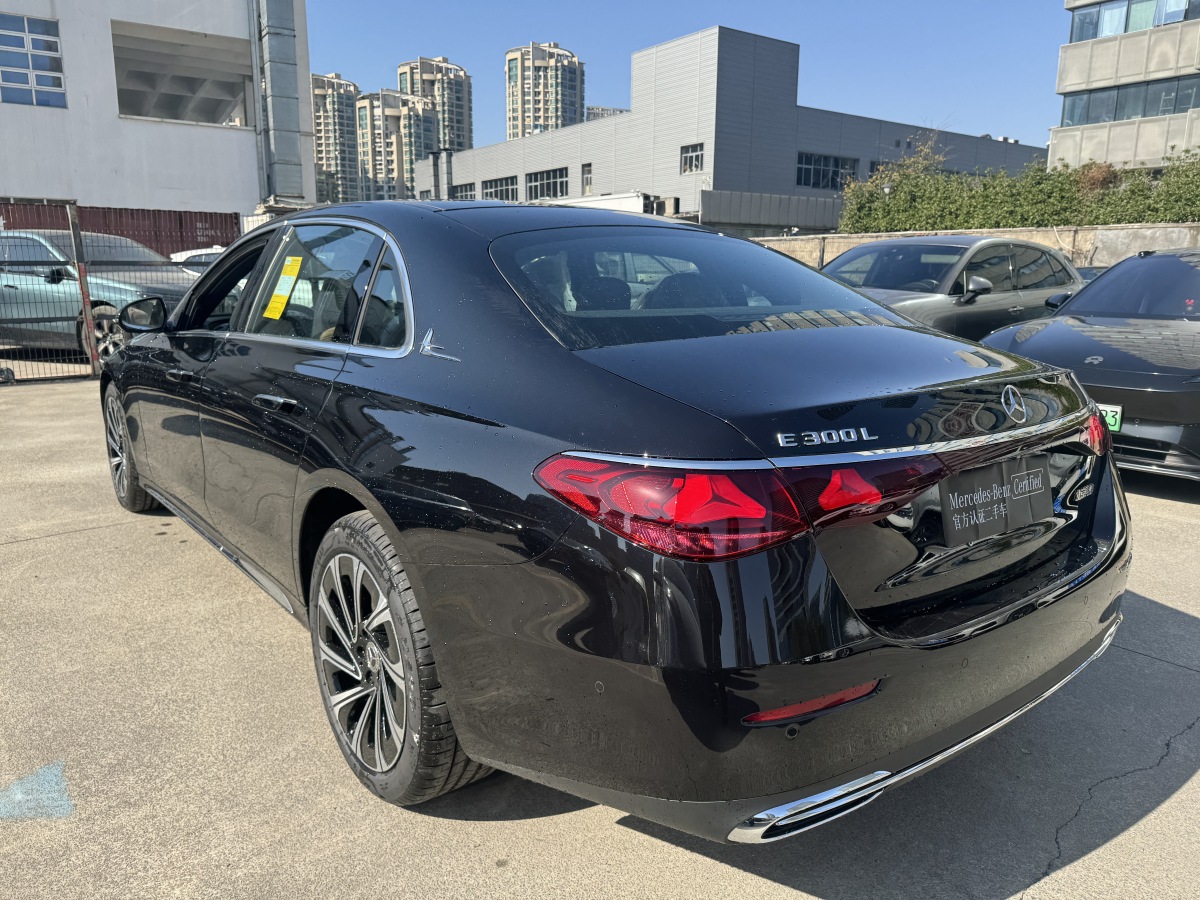 奔馳 奔馳E級(jí)  2024款 E 300 L 豪華型圖片