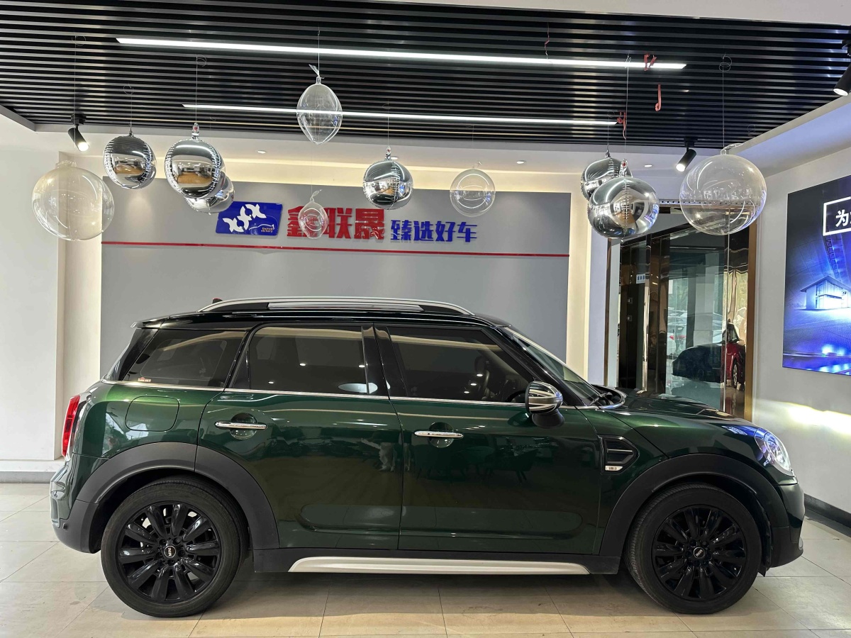 2019年7月MINI COUNTRYMAN  2018款 1.5T COOPER 藝術(shù)家