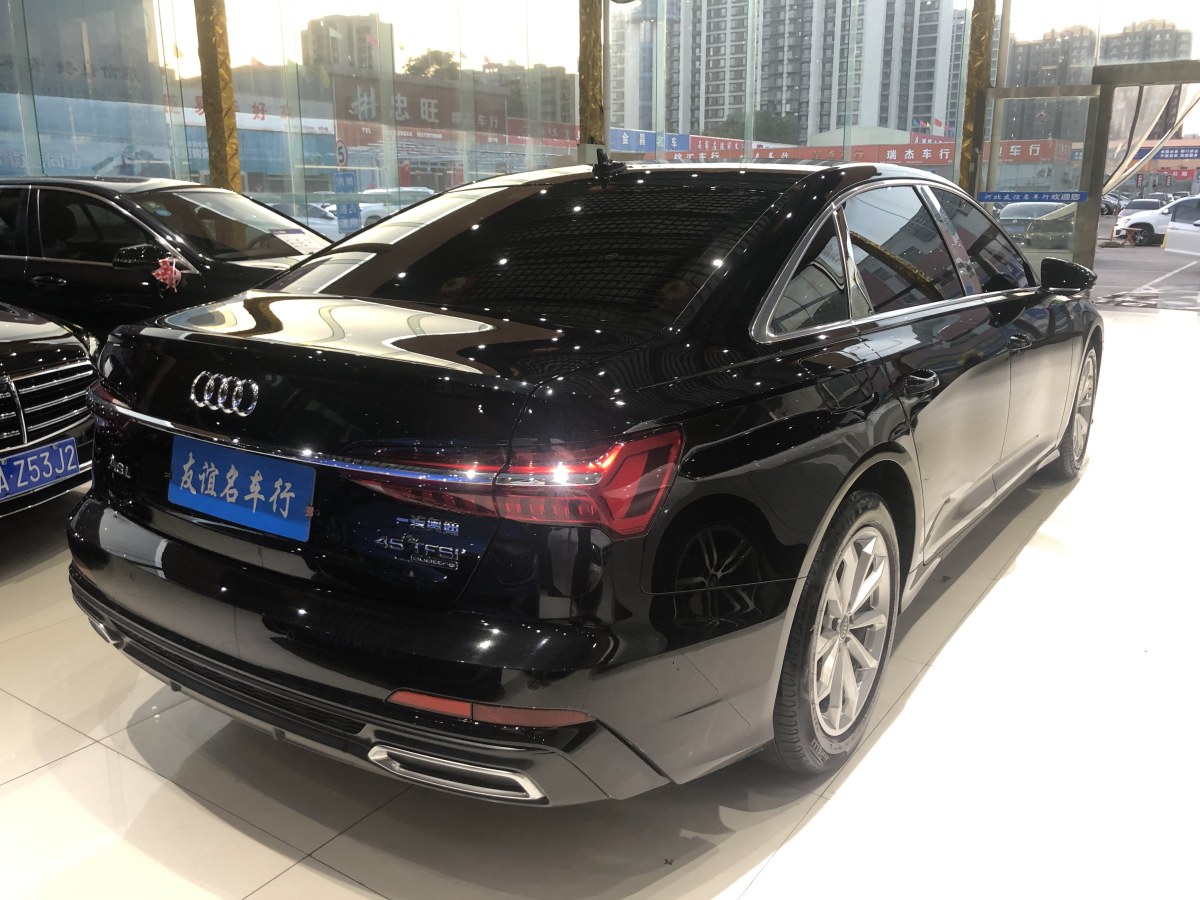 奧迪 奧迪A6L  2022款 40 TFSI 豪華動感型圖片