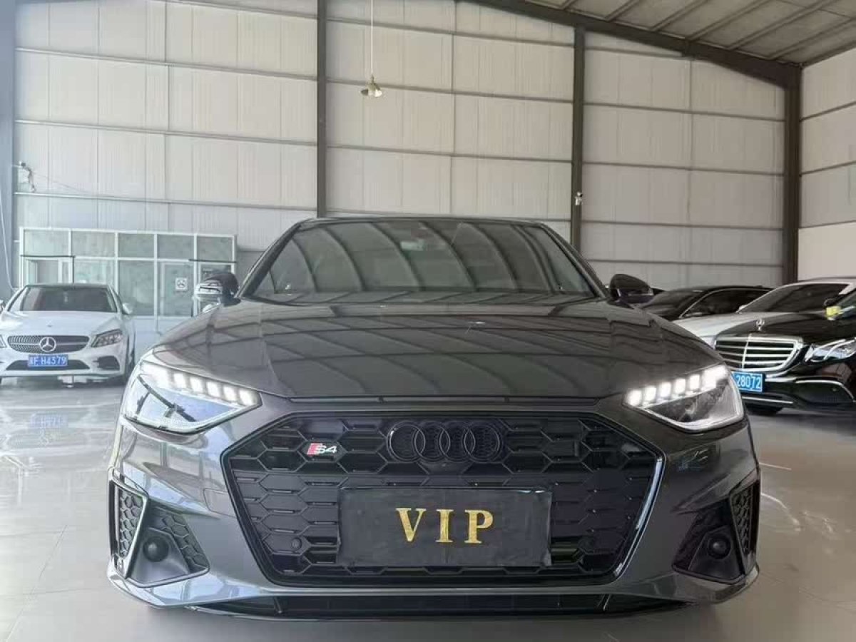奧迪 奧迪A4L  2025款 200萬輛悅享版 40 TFSI 豪華動感型圖片
