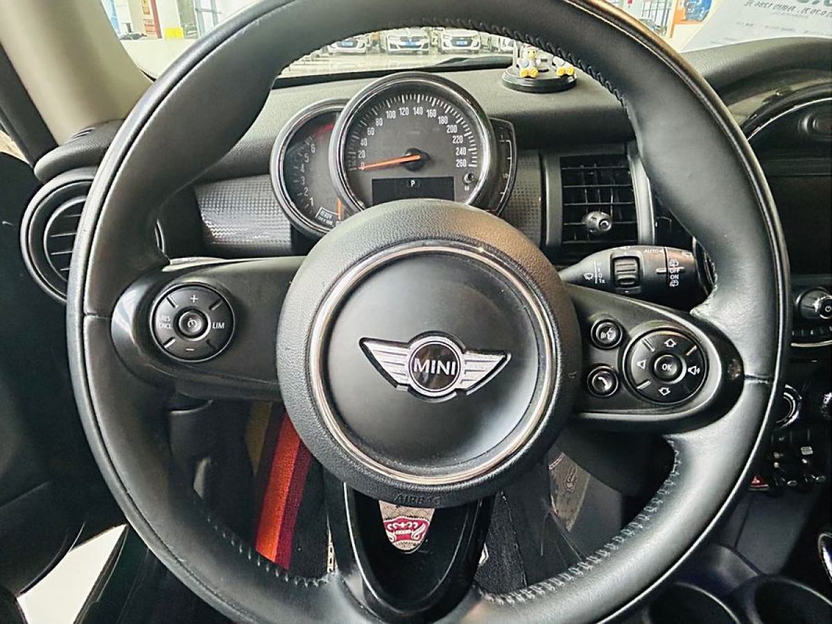 MINI CLUBMAN  2016款 改款 1.5T COOPER圖片