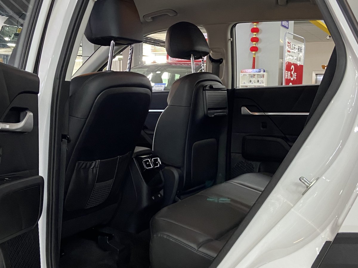現(xiàn)代 ix35  2023款 2.0L 豪華版DLX圖片