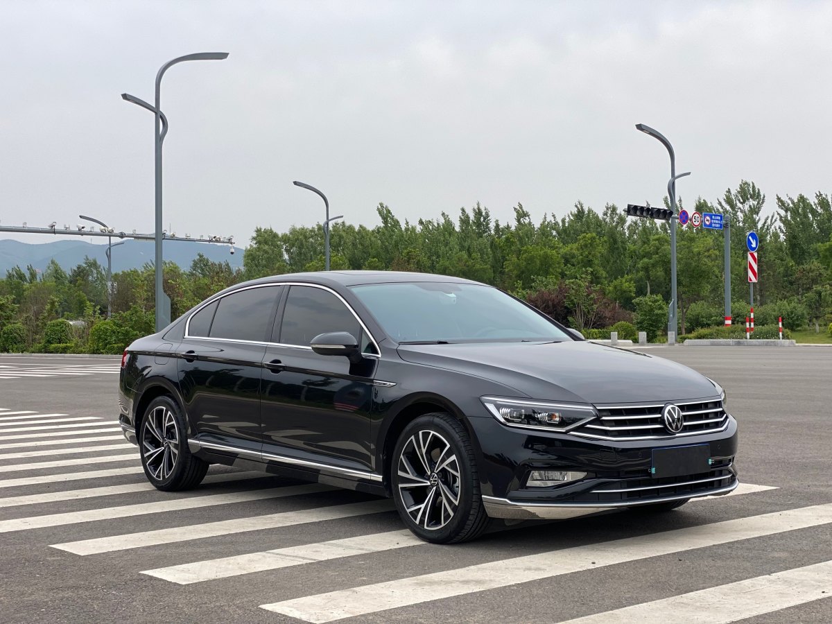 大眾 邁騰  2018款 改款 330TSI DSG 豪華型圖片