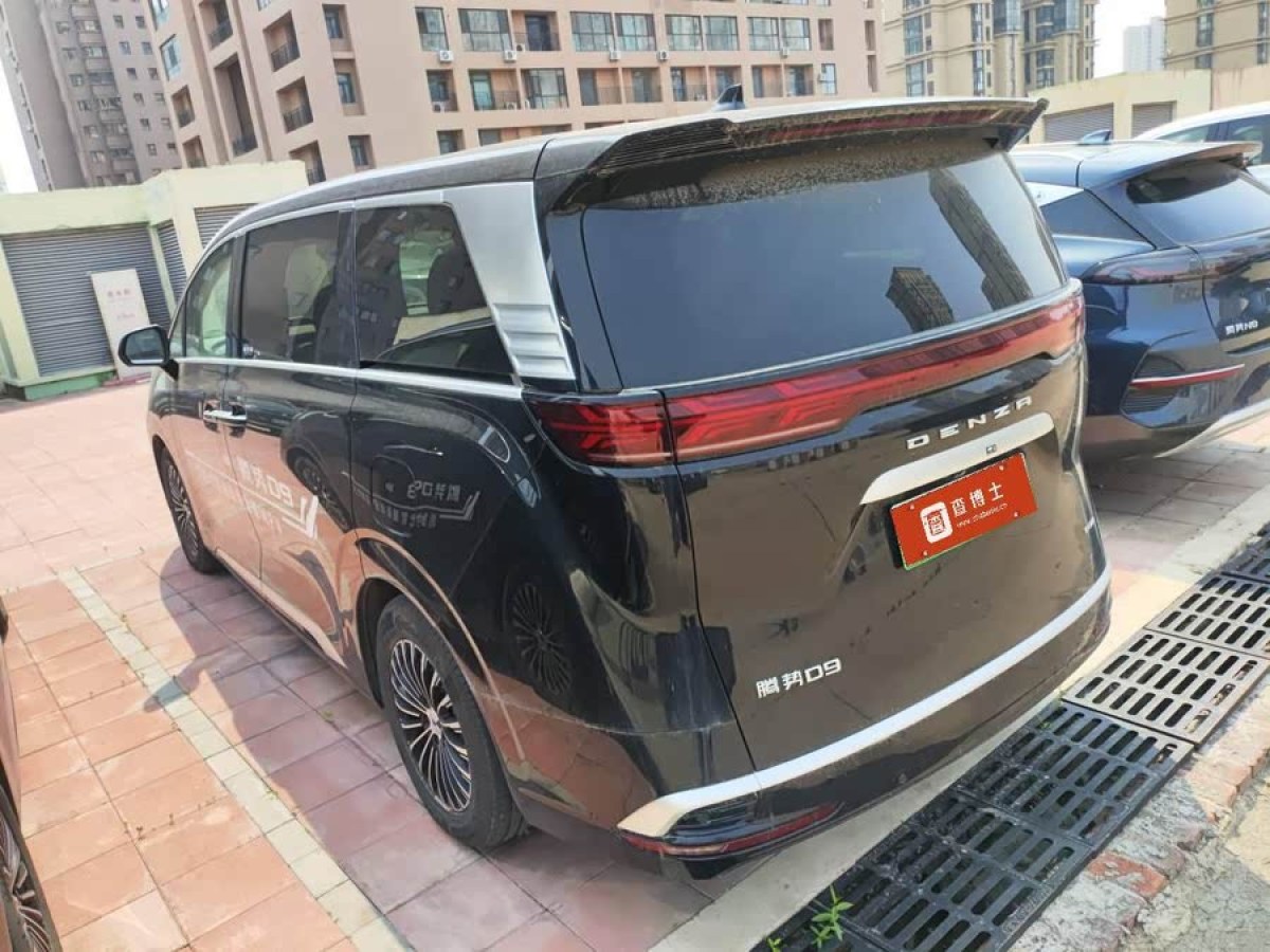 騰勢(shì) 騰勢(shì)D9  2022款 EV 600 四驅(qū)尊榮型圖片