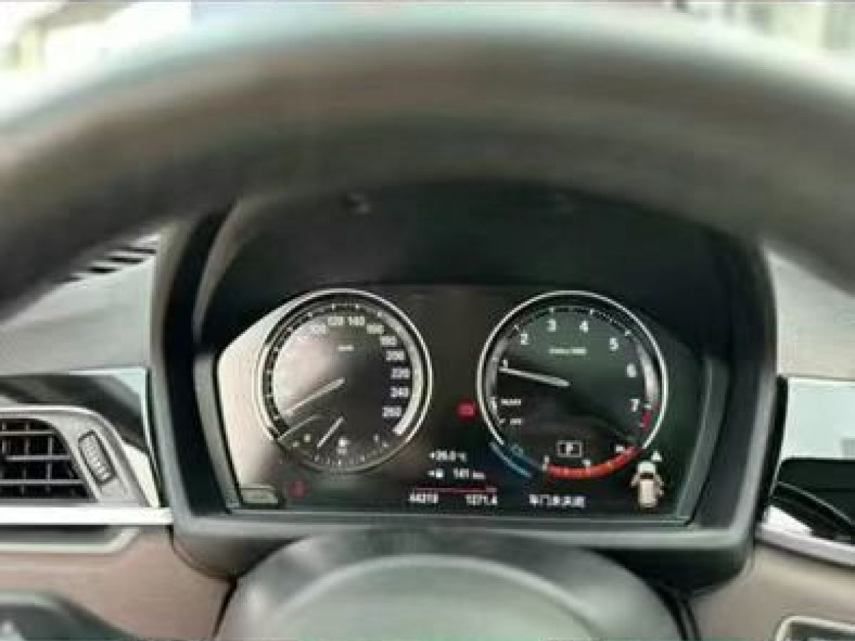 寶馬 寶馬X1  2022款 sDrive25Li 領(lǐng)先型圖片