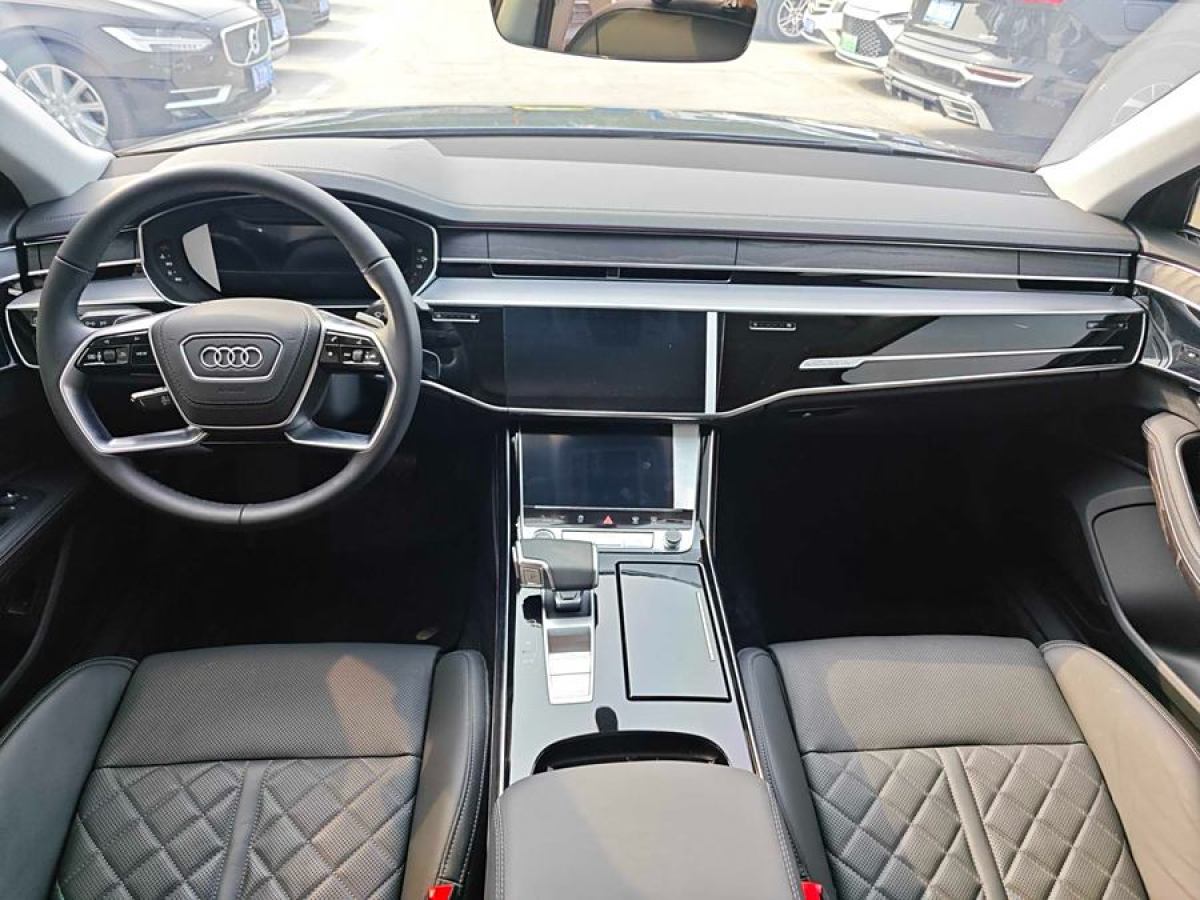 2024年4月奧迪 奧迪A8  2024款 A8L 50 TFSI quattro 臻選型