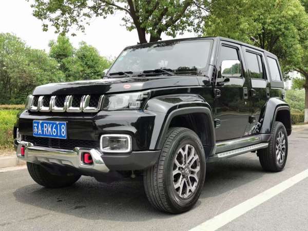 北京 BJ40  2019款 2.3T 自动四驱城市猎人版尊享型 国VI