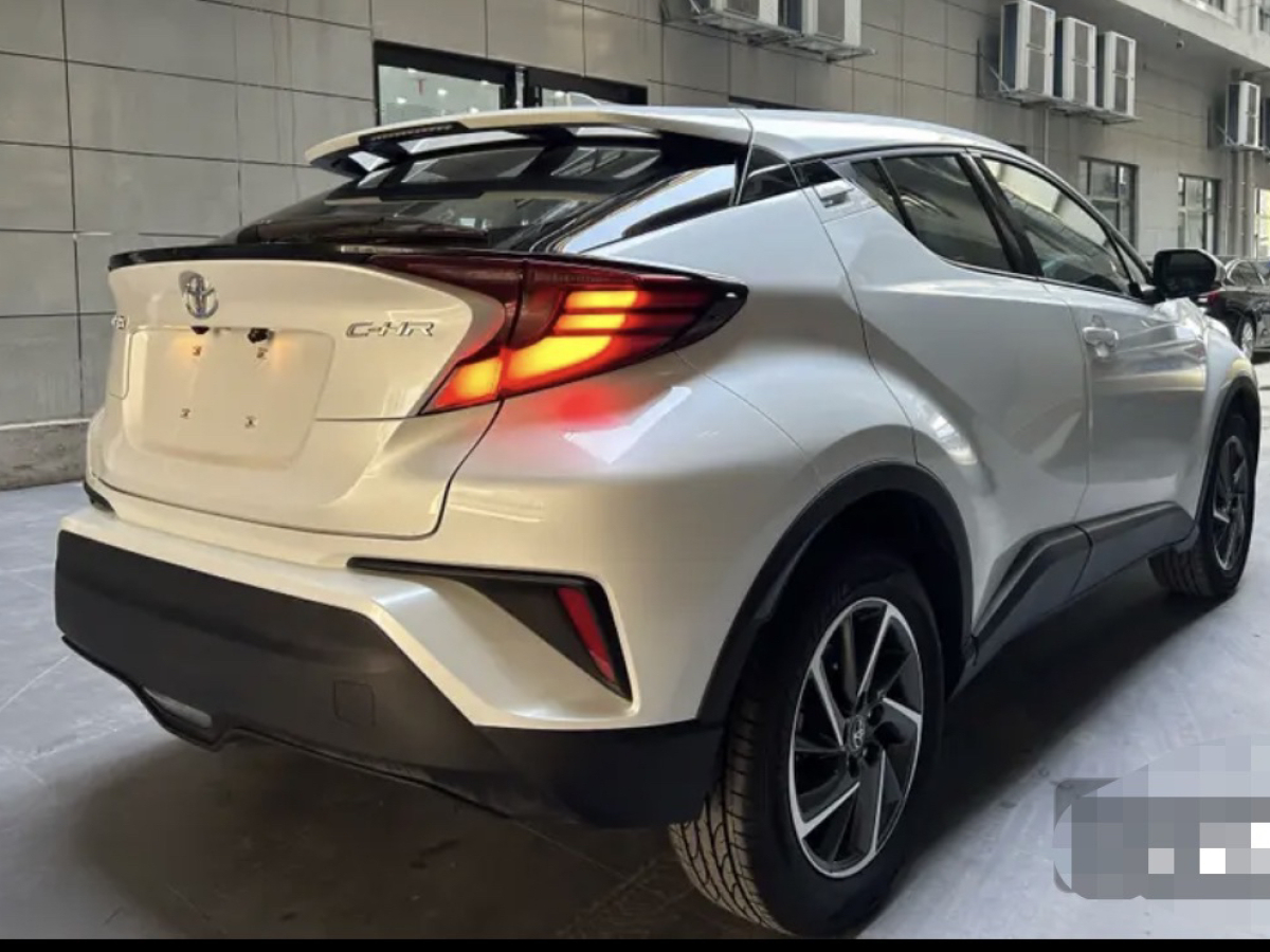 豐田 C-HR  2021款 2.0L 豪華版圖片