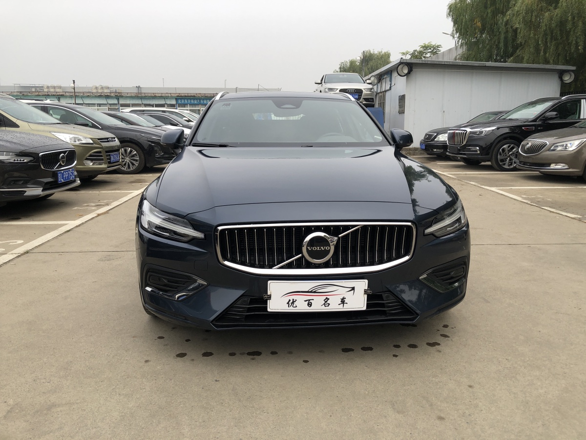 沃爾沃 V60  2024款 B5 智遠(yuǎn)豪華版圖片