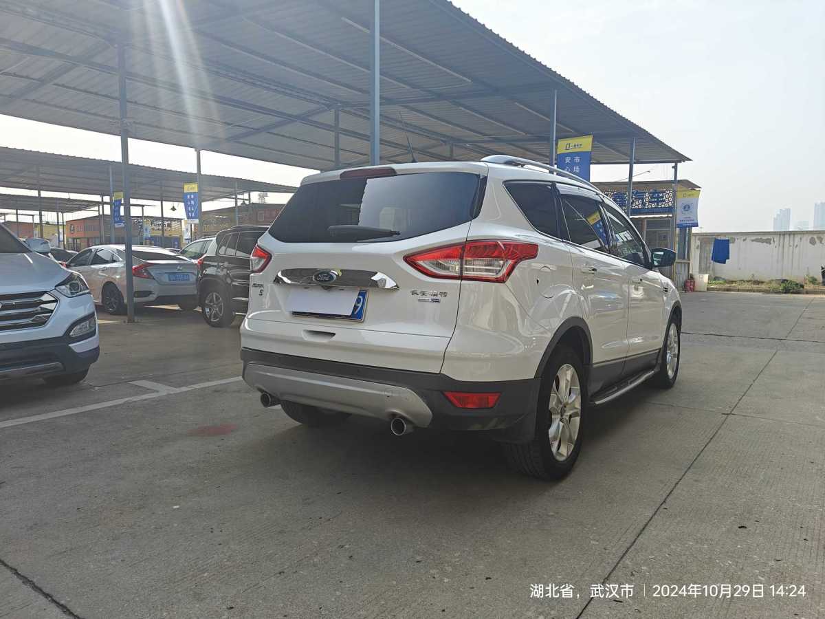 福特 翼虎  2015款 2.0L GTDi 四驅(qū)尊貴型圖片