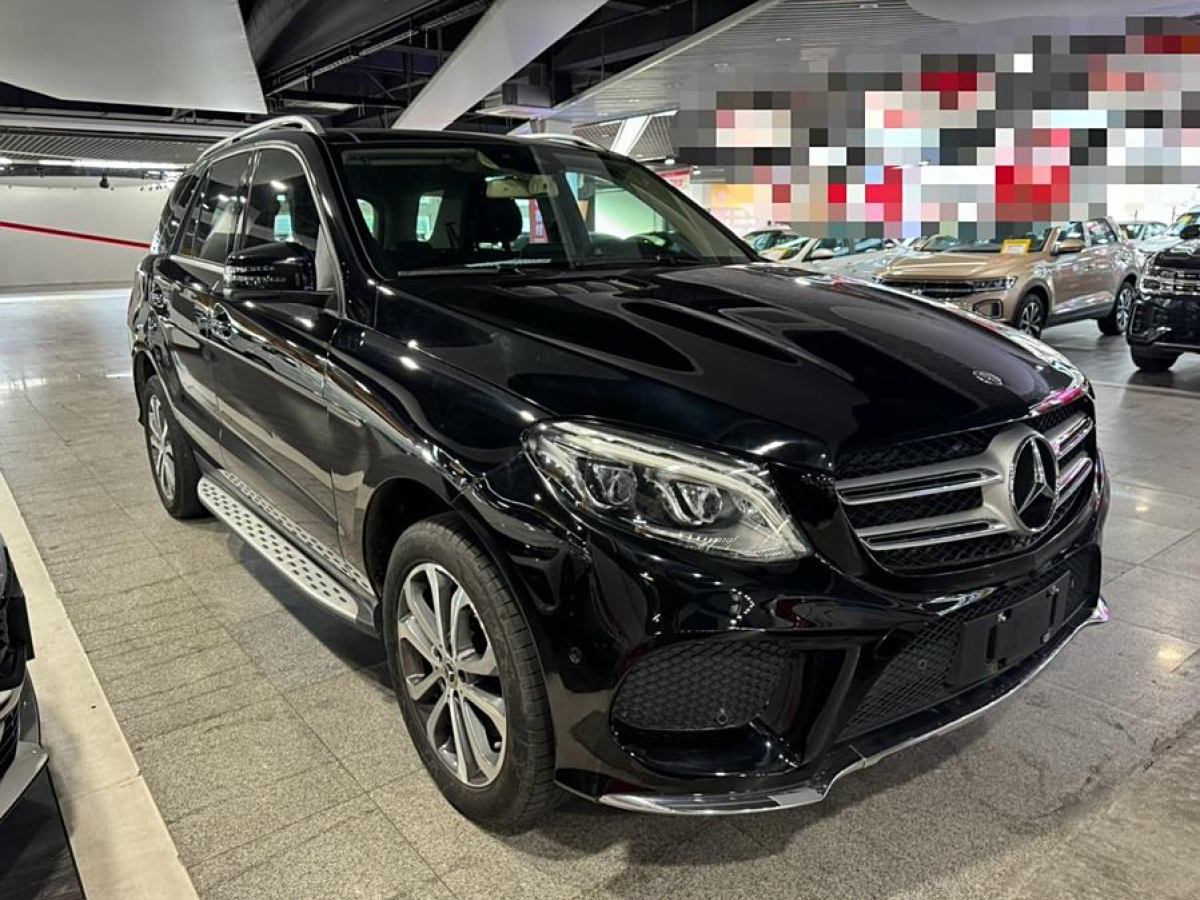 奔馳 奔馳GLE  2017款 GLE 320 4MATIC 豪華型圖片